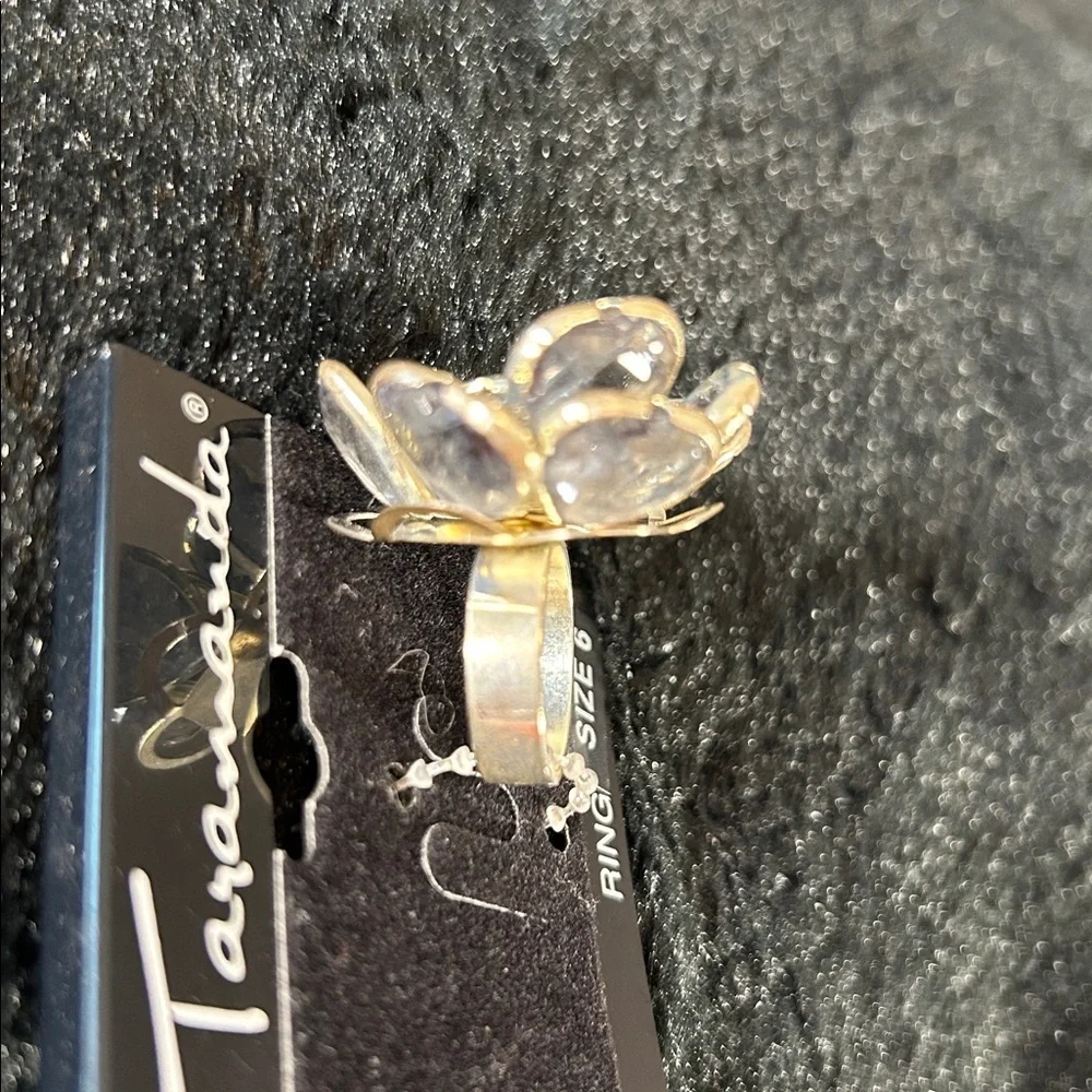 Silver & Clear Flower Ring with rhinestone accent size 6